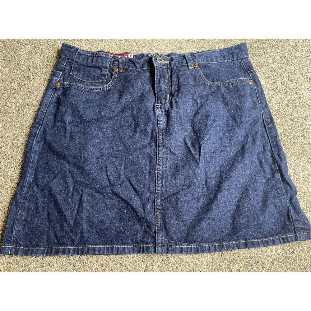 Vintage GAP Women’s Denim Jeans Skirt 100% Cotton Size 31 Mini W/ Pockets